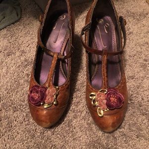 Poetic License Chucky Heal